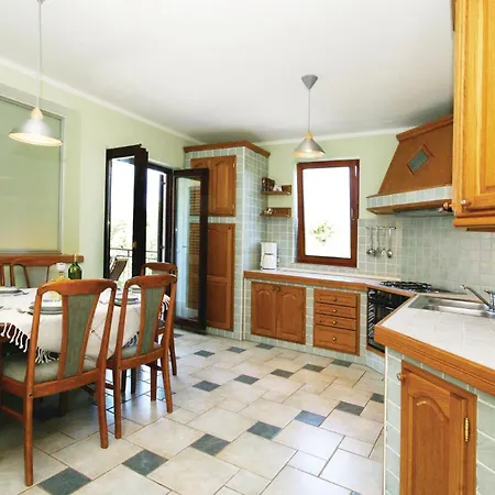 Awesome In With Wifi Stari Grad (Hvar)
